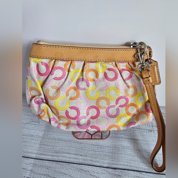 Coach Vintage Leah Signature Op Art Muti-color CC Shopper Tote #13142 & Wristlet - Picture 13 of 16